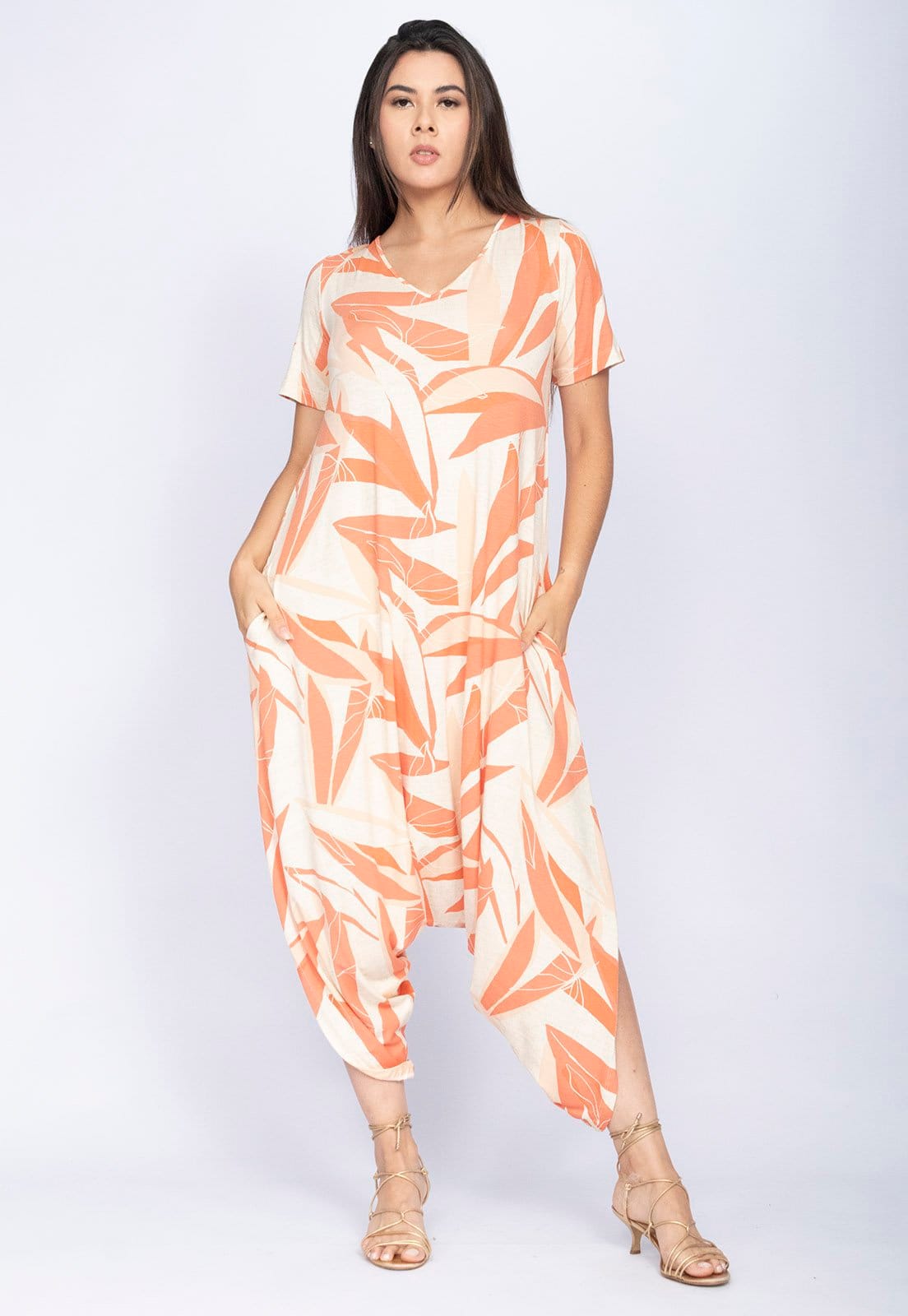 Macacão CabanaFree Saruel Malha Pantacourt Grumari com Manga Estampa Verde Selvagem Laranja