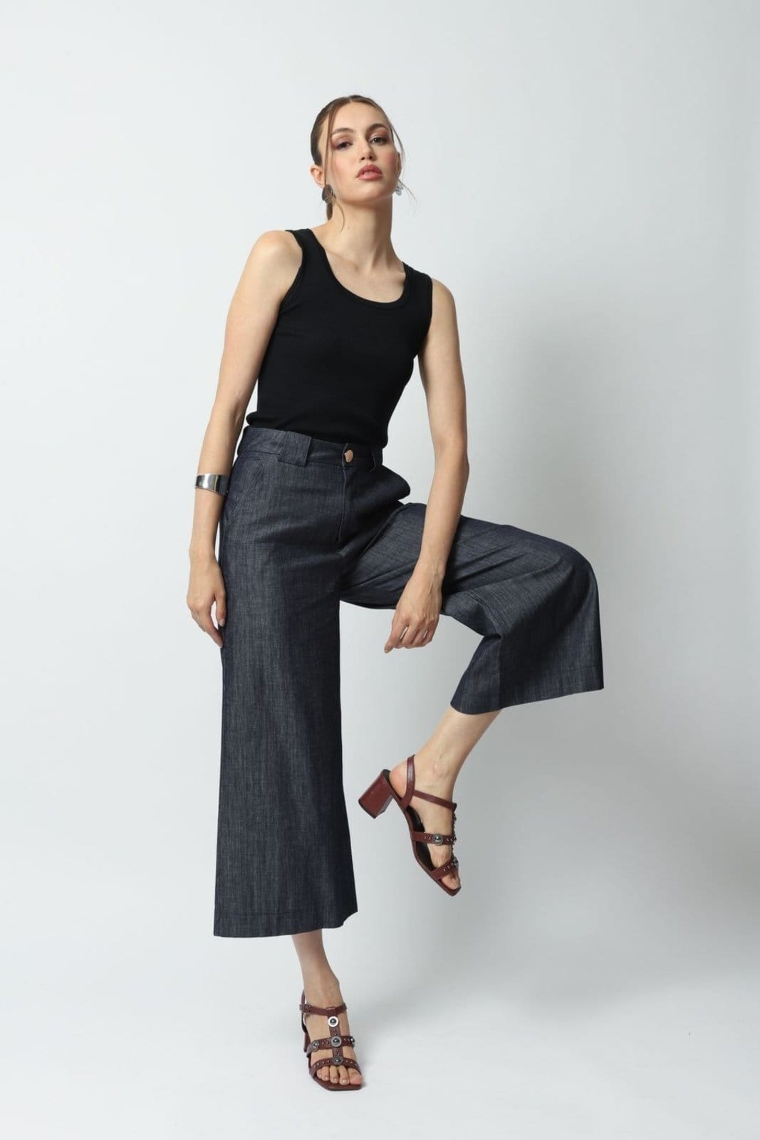 Calça Jeans Alfaiataria Pantacourt M