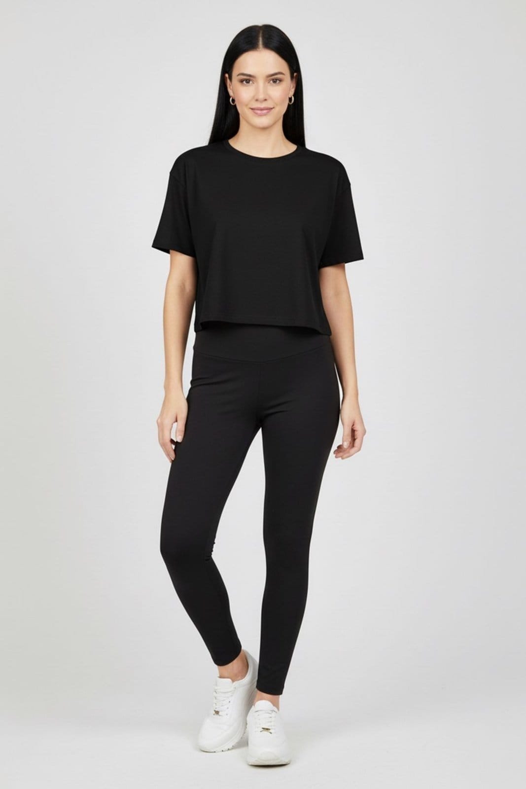 Vista 2 Blusa Feminina Básica Manga Curta Marialícia preto