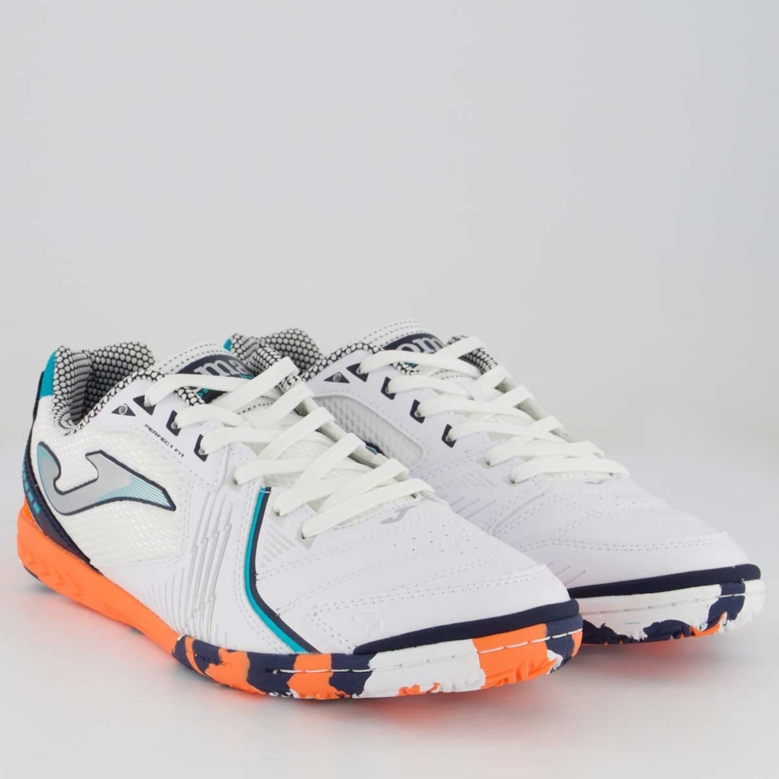 Vista 2 Chuteira Joma Dribling Futsal Branca e Laranja Joma branco