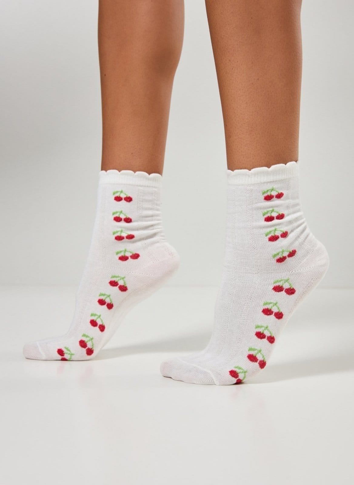 Vista principal Meia Off Cerejas Youcom white