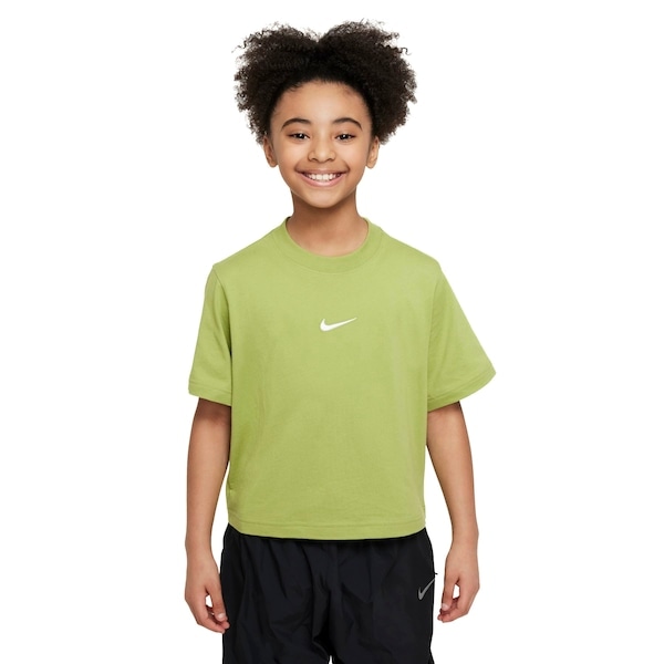 Imagem principal Camiseta Infantil Nike Manga Curta Sportswear Essential SS Broxy Nike VERDE ESCURO