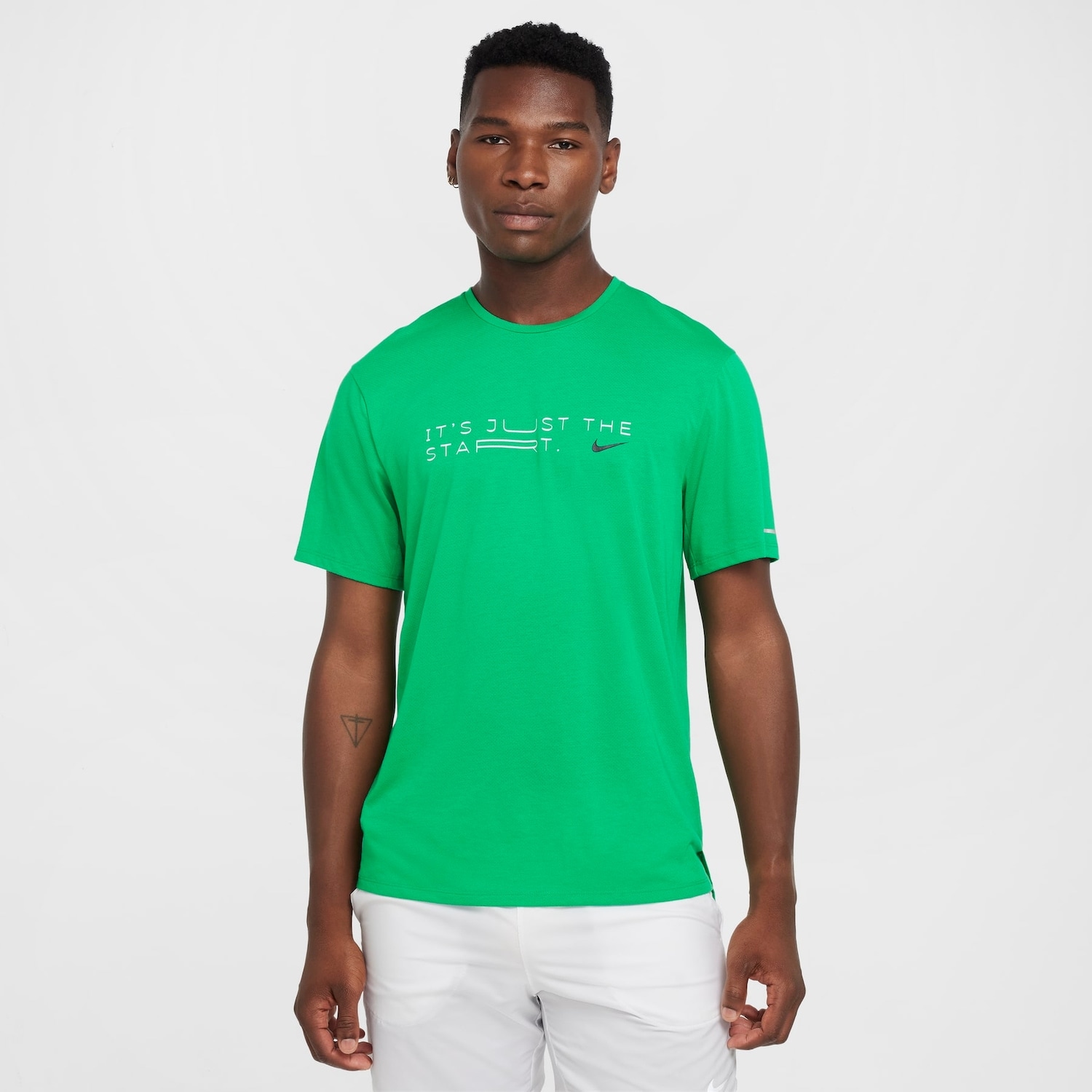 Imagem principal Camiseta Nike Dri-FIT Rise365 Masculina Nike Verde