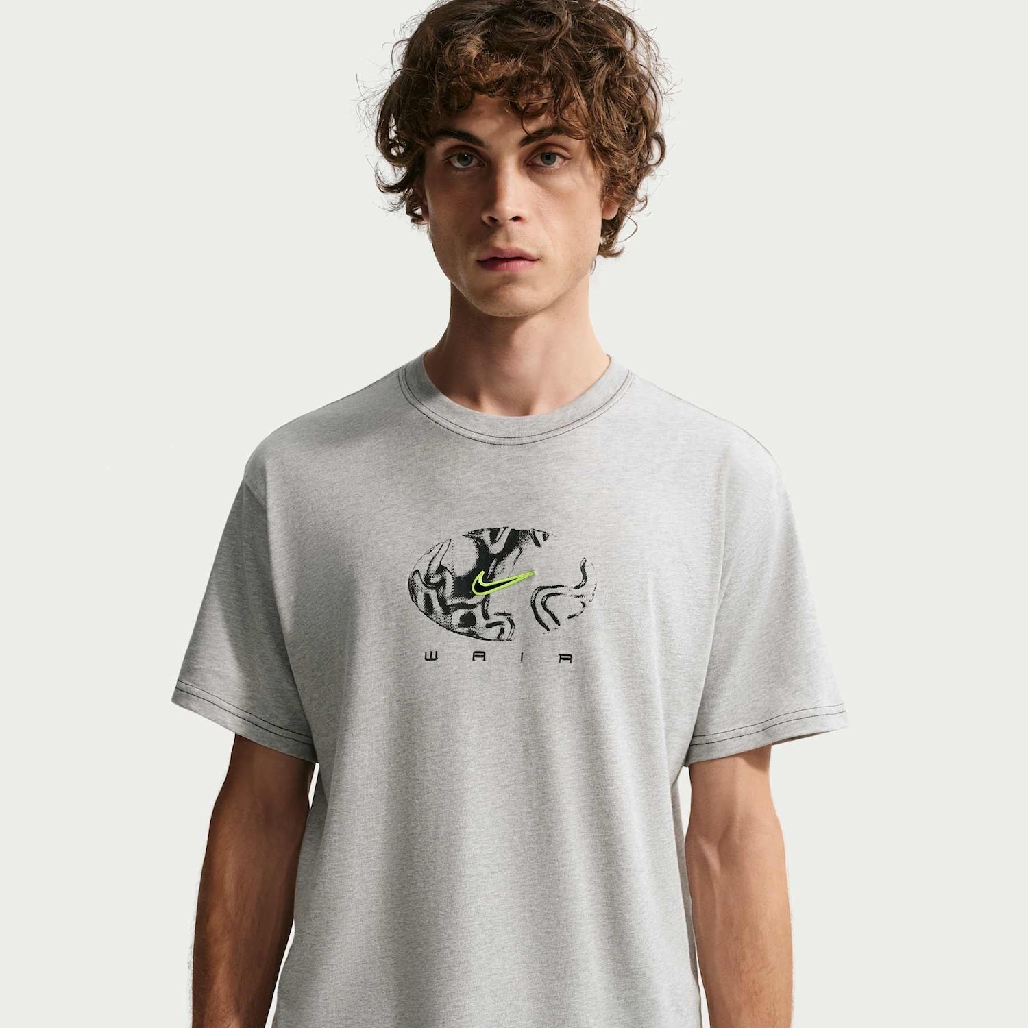Imagem principal Camiseta Nike SB Ishod Unissex Nike Cinza