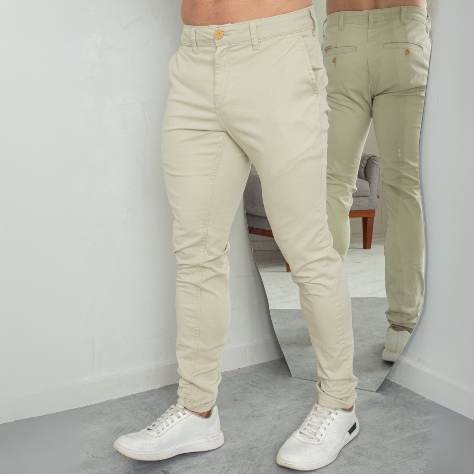 Imagem principal Calça Chino Sarja Com Bolso Embutido Masculina Revanche Pernes Revanche castanho