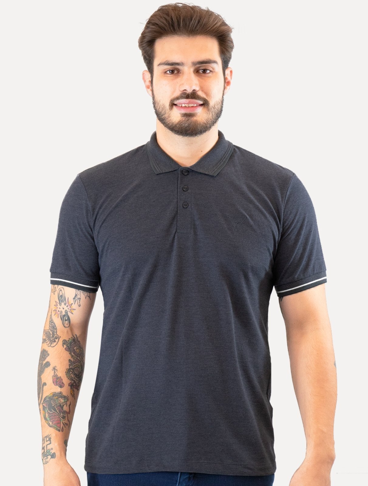 Imagem principal Polo Guess Masculina Piquet Frisos Triangulo Bordado Marinho Mescla Guess azul marinho