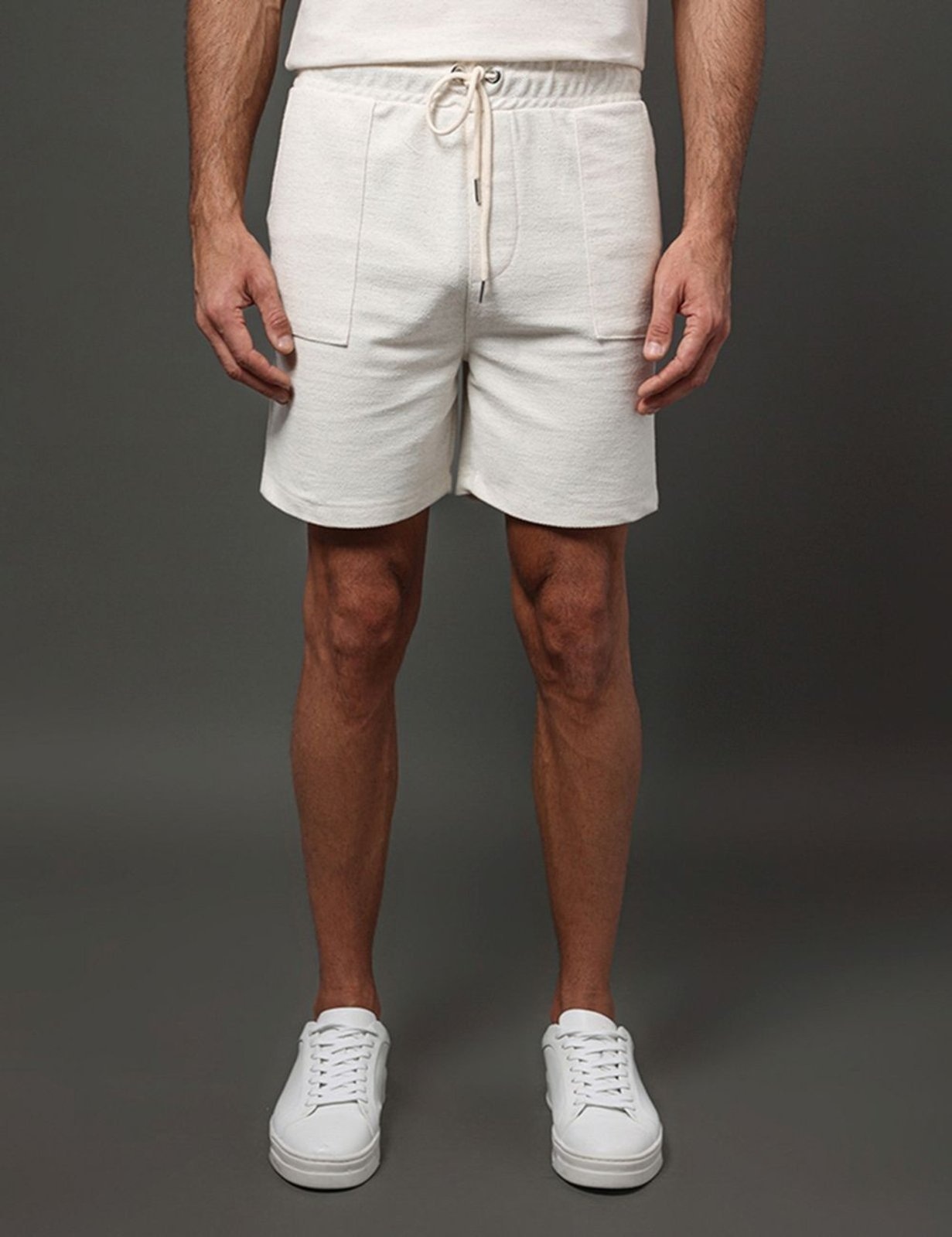 Imagem principal Bermuda Masculina Linho Diagonal Calvin Klein - Off White Calvin Klein Jeans off-white white