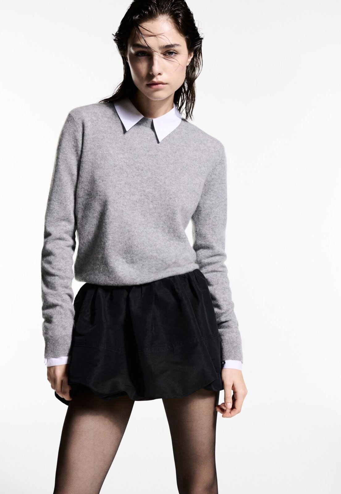 Imagem principal Saia Mango Curta Balonê Preta Mango preto