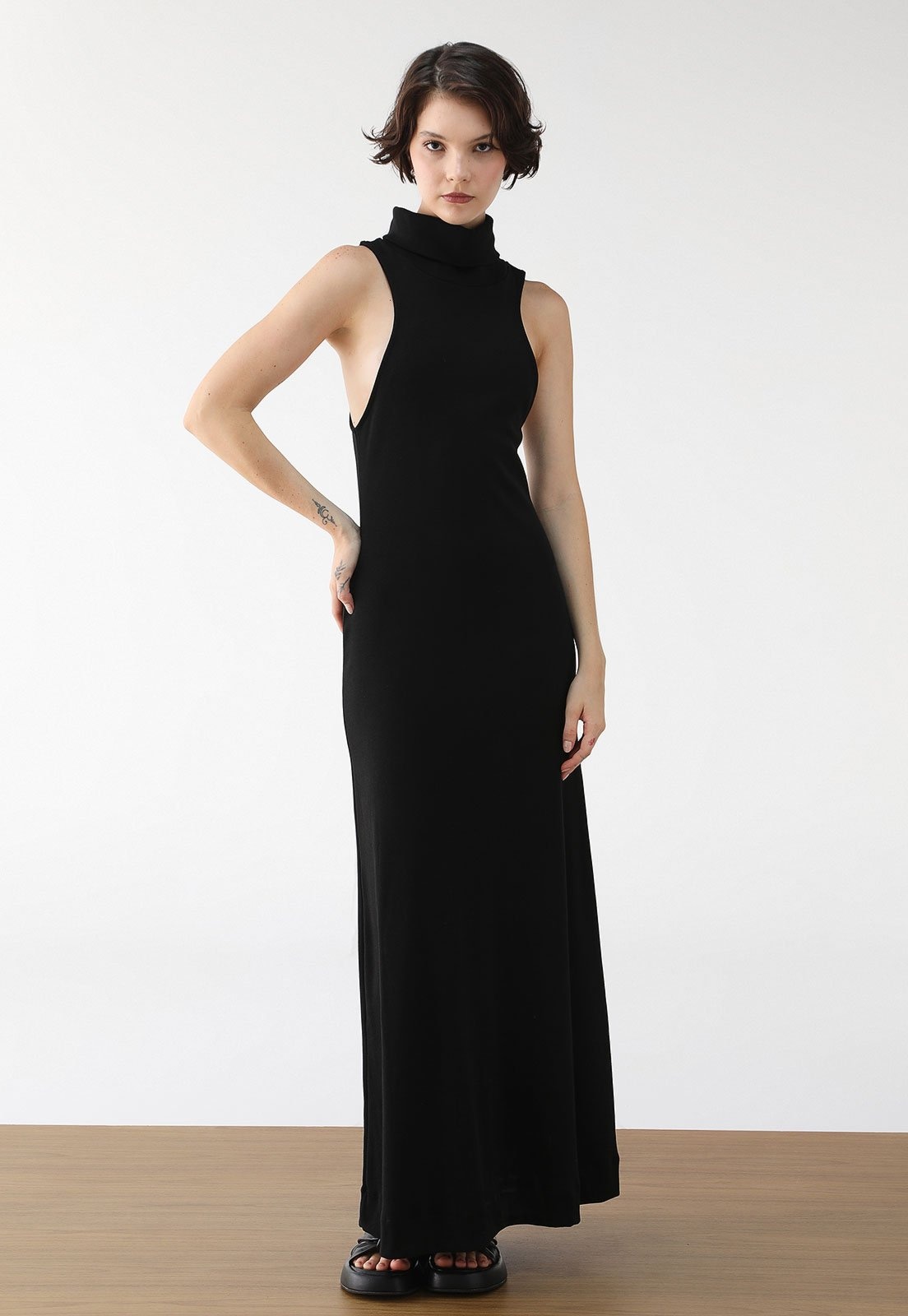 Imagem principal Vestido FARM Longo Gola Alta FARM preto