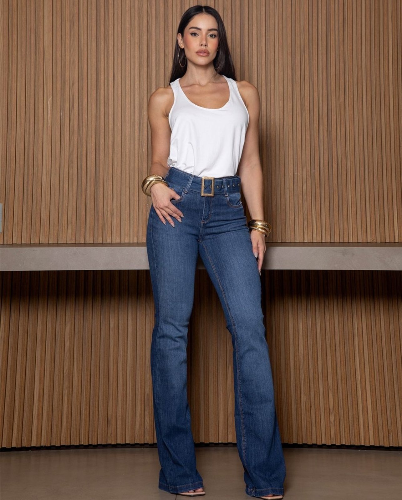 Imagem principal Calça Flare Feminina com Cinto 24907 Sky Escuro Consciência jeans