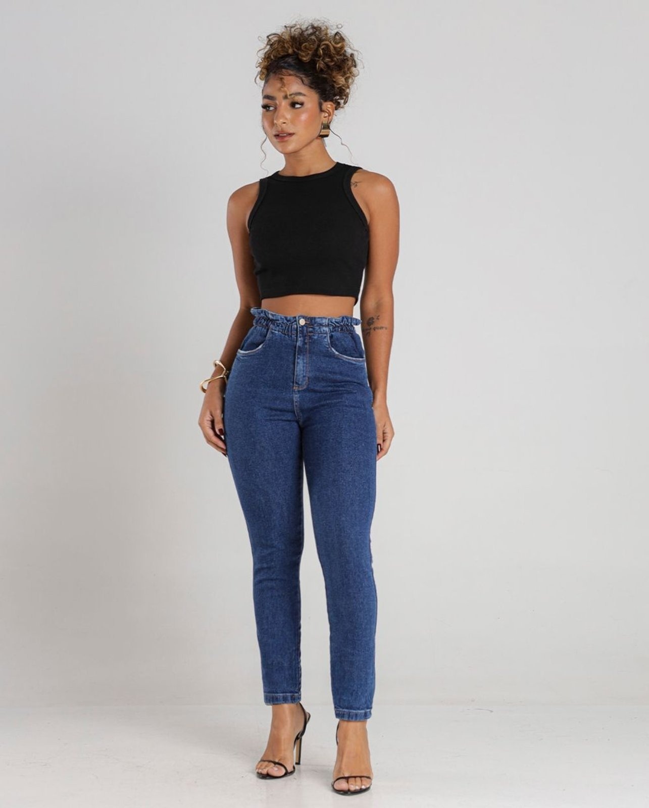 Imagem principal Calça Mom Feminina Cintura Alta Cós Clochard 23642 Escura Consciência jeans