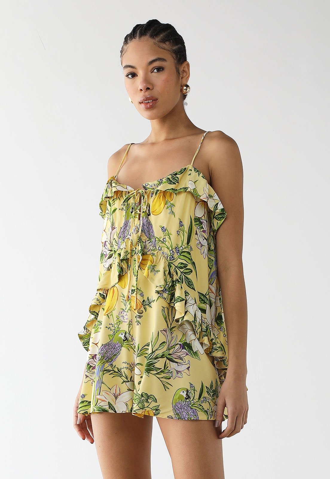 Imagem principal Macacão Feminino FARM Estampa Tropical Curto FARM amarelo