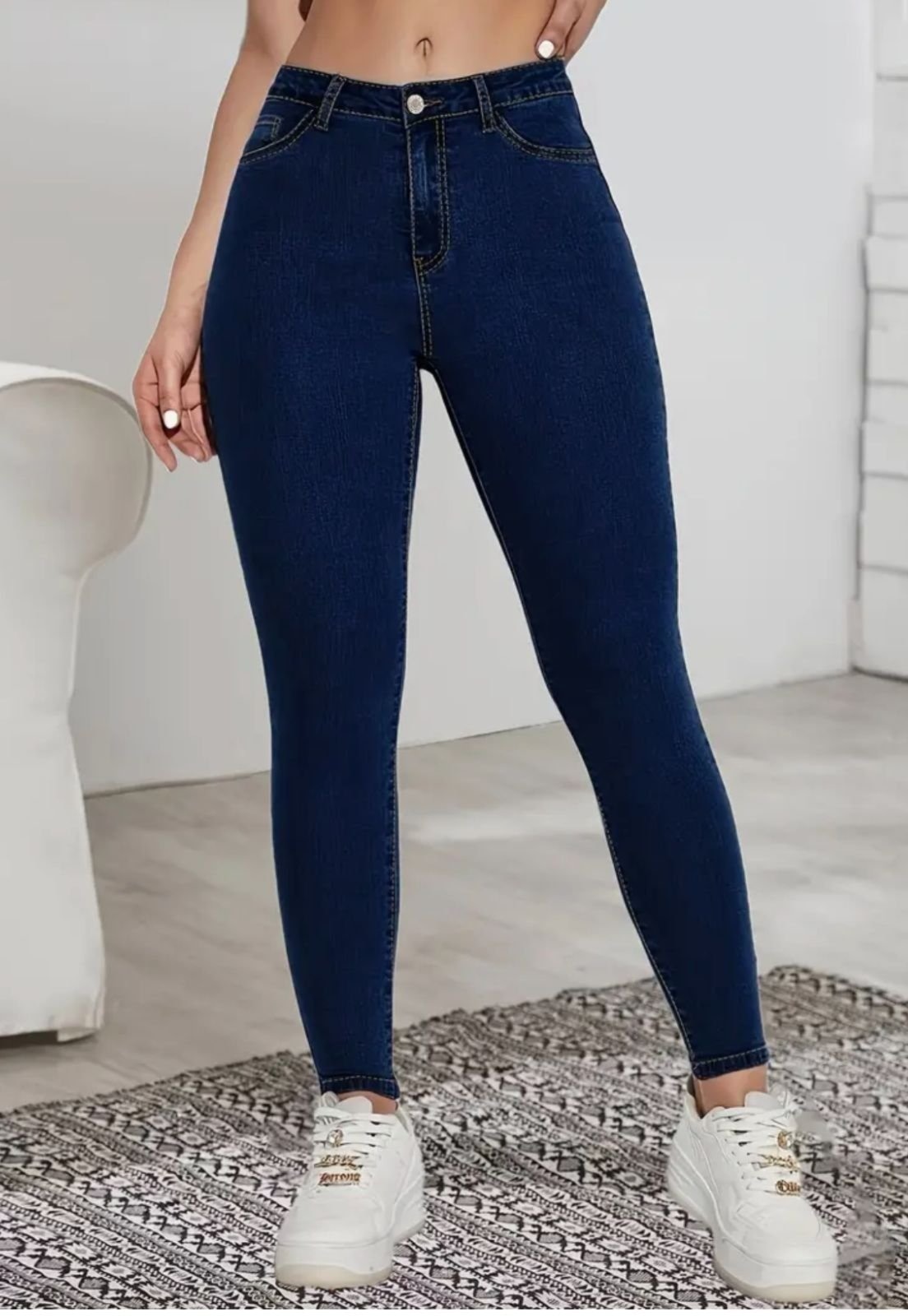 Imagem principal Calça Jeans Feminina Skinny Premium Modela o Corpo Cintura Alta com Elastano Lavagem Escura ED E A E JEANS azul/azul marinho