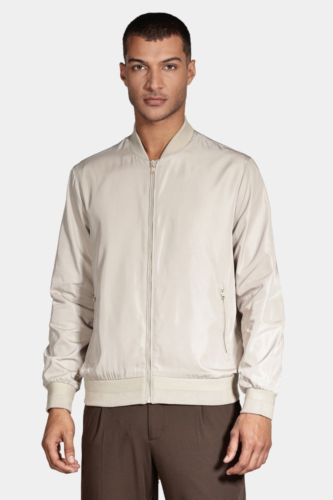 Imagem principal Jaqueta Aramis Bomber Nylon Liquid Repeller Cáqui Aramis bege