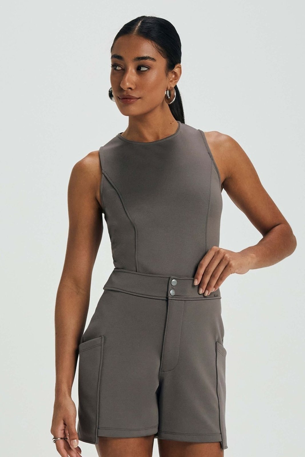 Imagem principal Short Feminino Bolsos Utilitários Marialícia Marialícia cinza