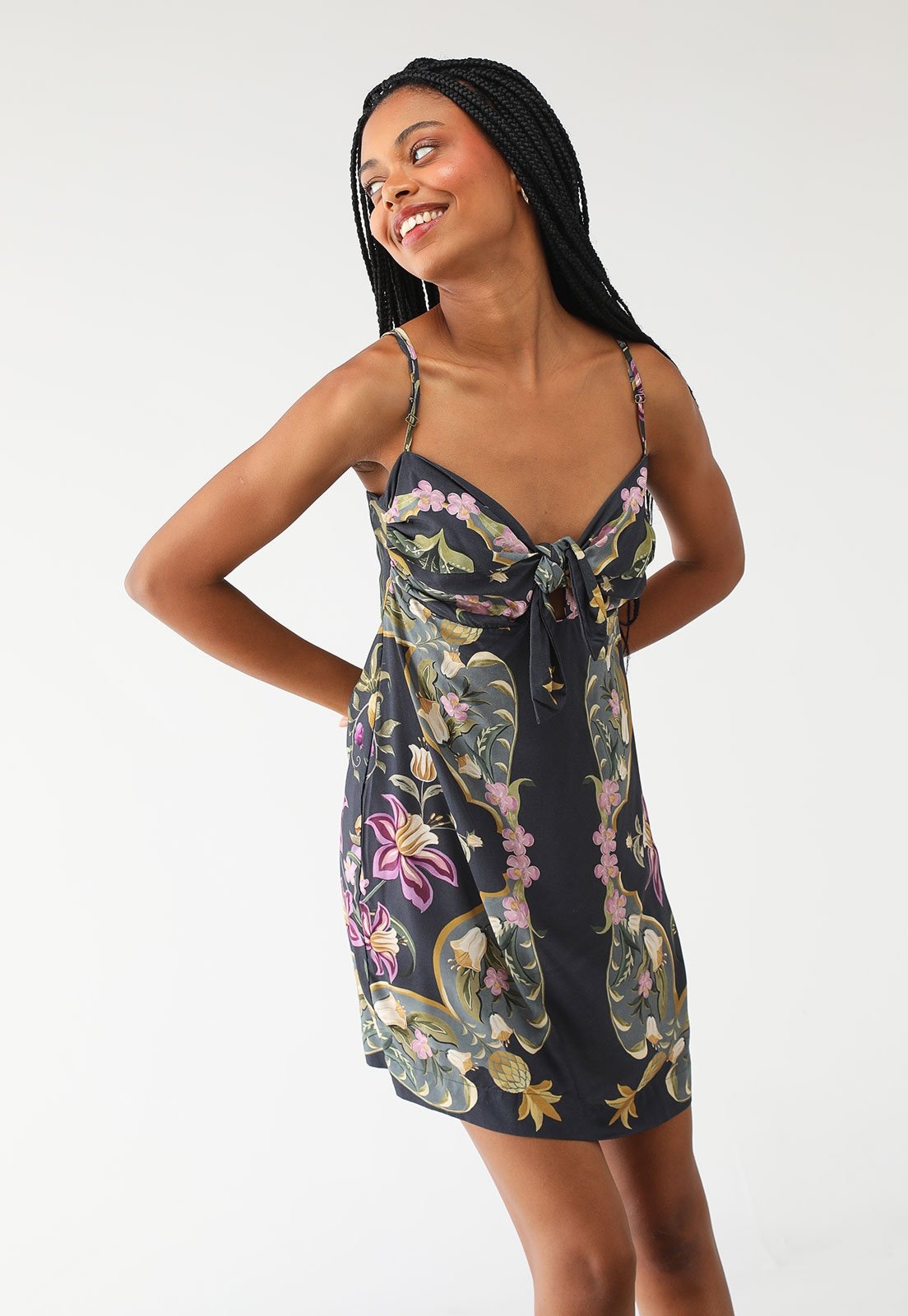 Imagem principal Vestido FARM Curto Lenço Floral Talita FARM verde