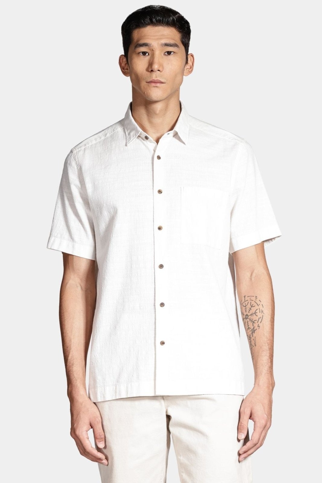 Imagem principal Camisa Aramis Manga Curta Regular Com Bolso Off White Aramis incolor white