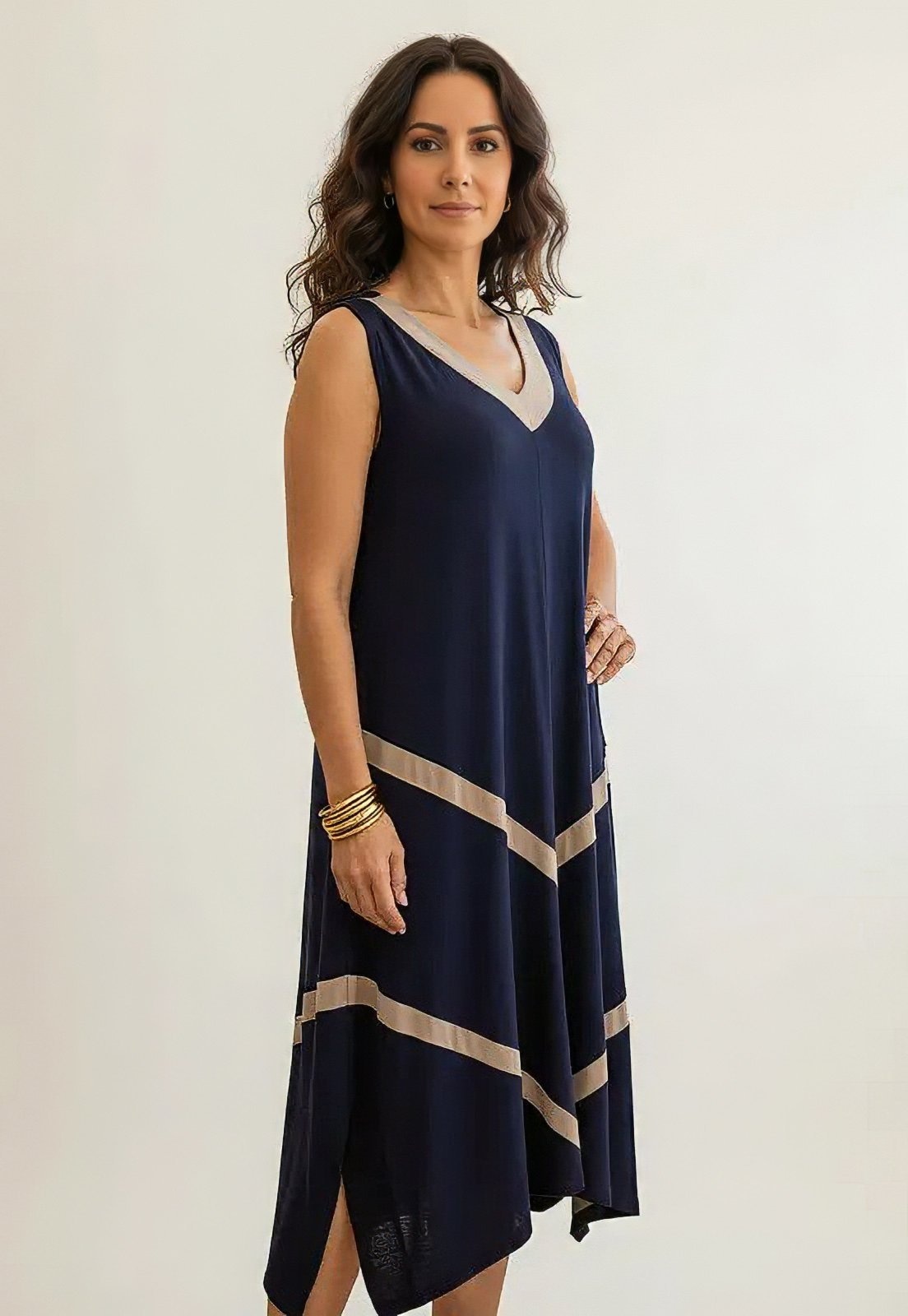 Imagem principal Vestido CabanaFee Serena Regata Malha Midi Plus Azul e Ocre Cabanafree azul marinho