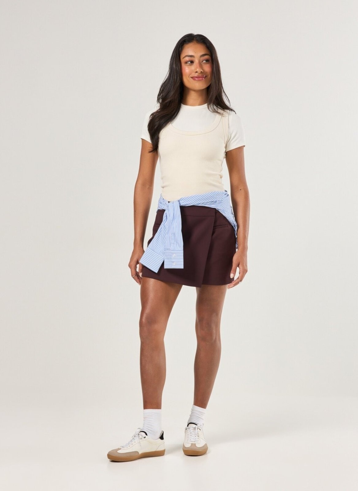 Imagem principal Saia Alfaiataria Cós Assimétrico Youcom vinho