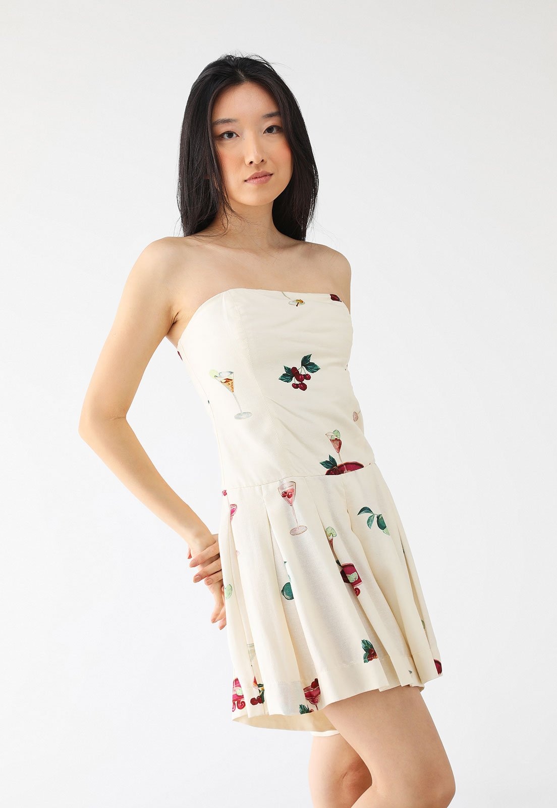 Imagem principal Macaquinho FARM Curto Coquetel Tropical Off-White FARM off-white white