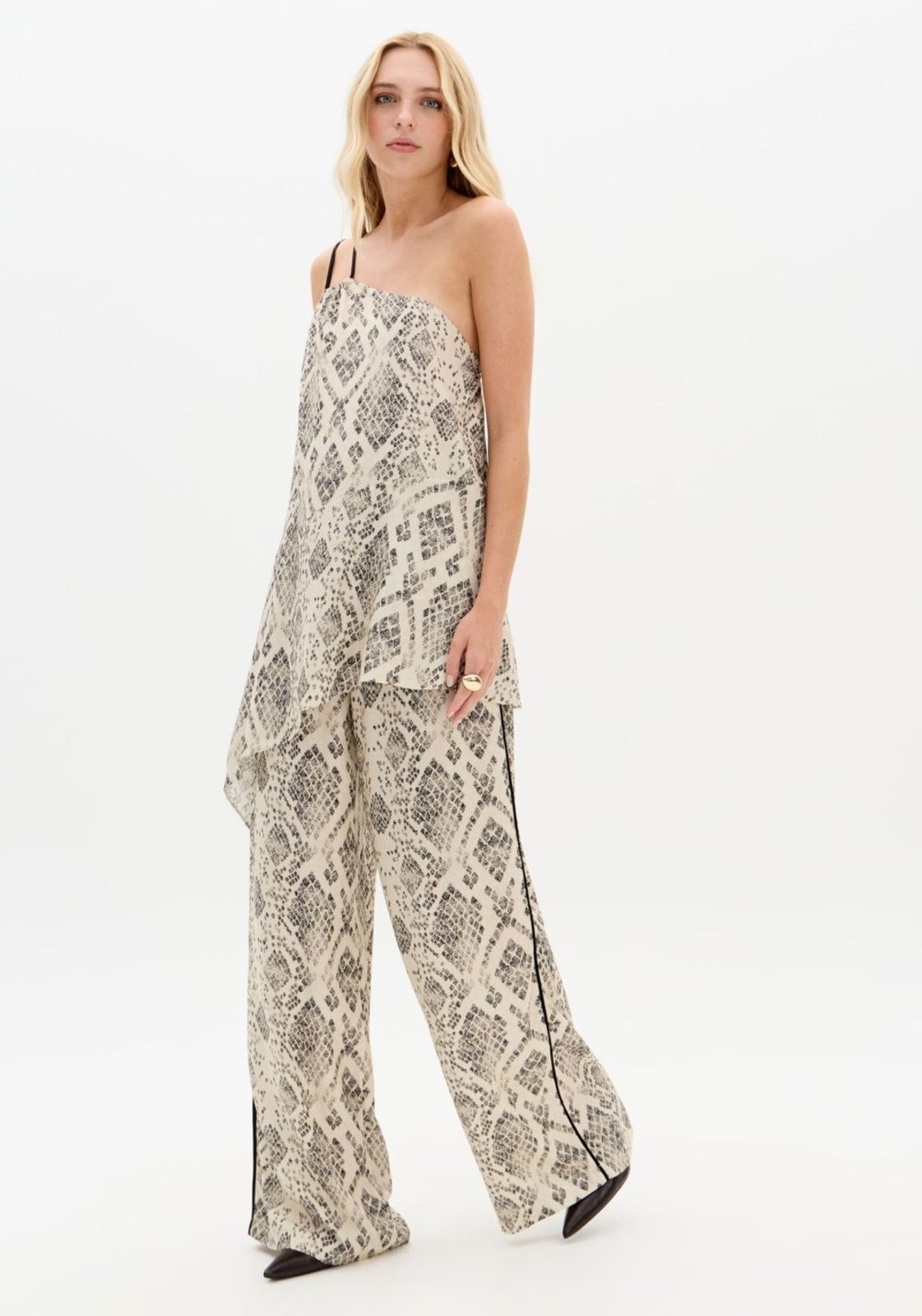 Imagem principal Calça Reta Cós Elástico Cintura Média Estampada My Favorite Things bege