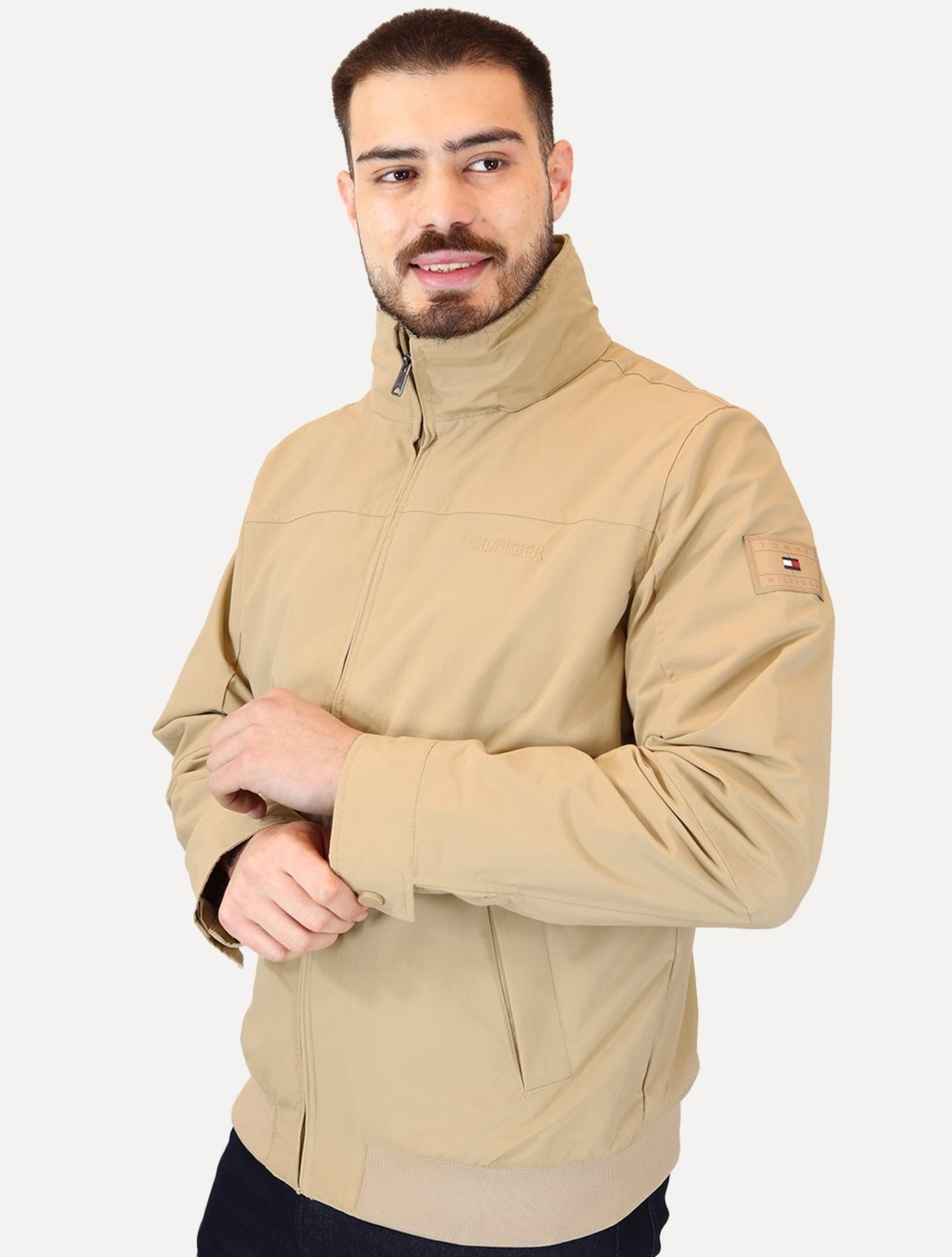 Imagem principal Jaqueta Tommy Hilfiger Masculina Sustainable Regatta Jacket édio Tommy Hilfiger cáqui