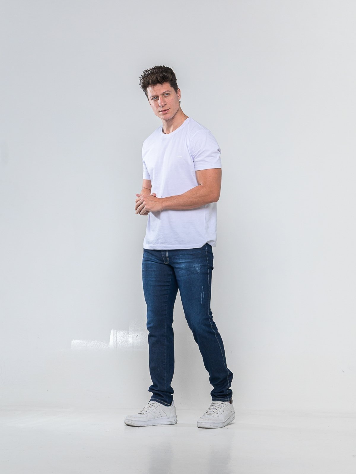 Imagem principal Calça Jeans Escuro Masculina Tempo Habil Casual e Confortavel 5 Estilo azul marinho