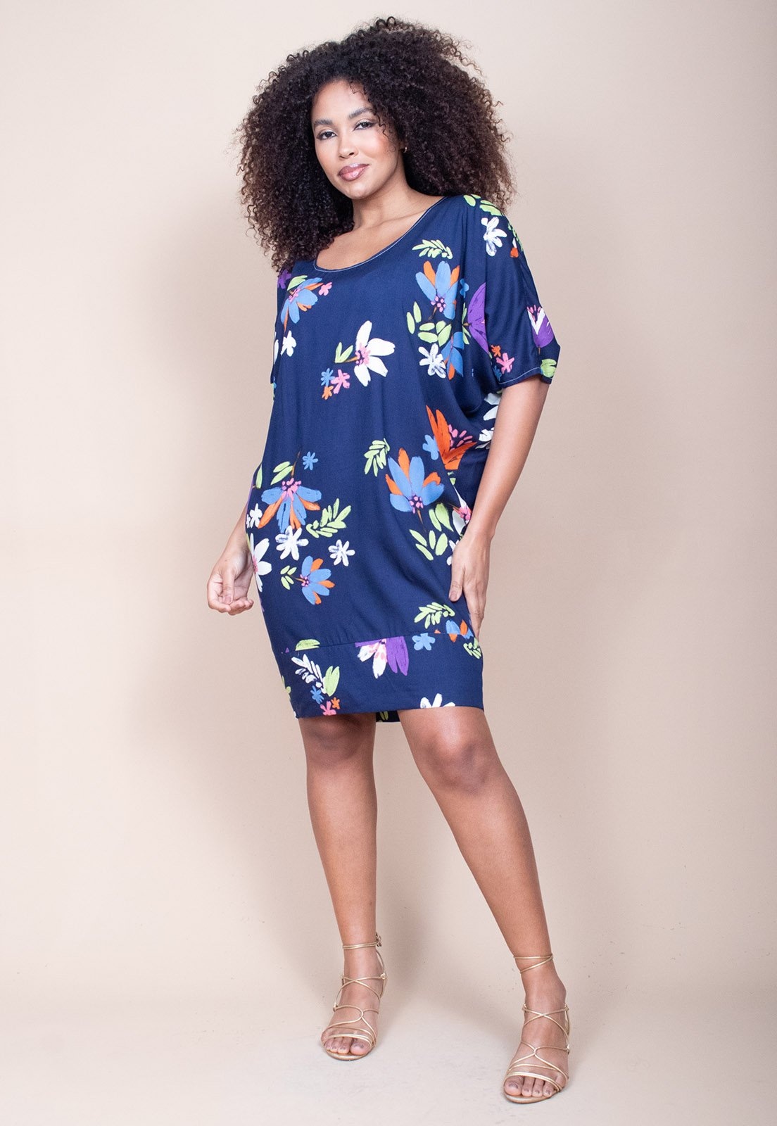 Imagem principal Vestido Cabanafree Curto Morcego Estampa Festa das Flores Cabanafree amarelo/azul/estampado azul