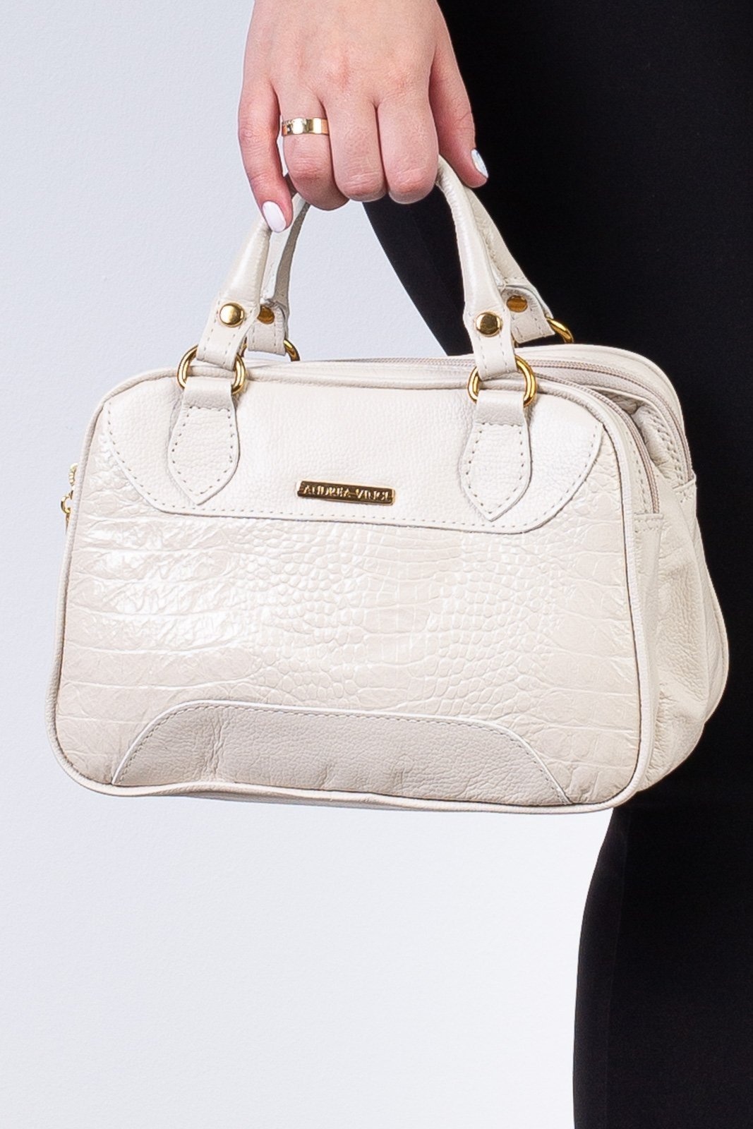 Imagem principal Bolsa Andrea Vinci Pequena De Couro Croco Olívia - Marfim Andrea Vinci preto