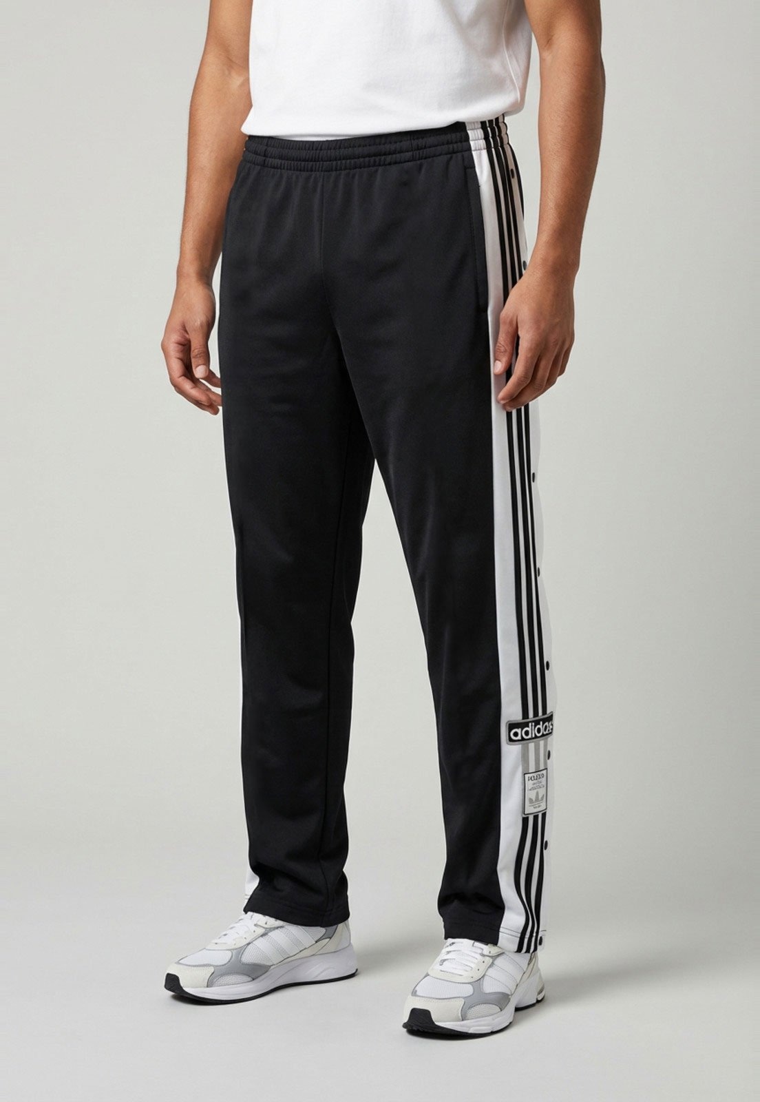 Imagem principal Calça Masculina Adidas Originals Adibreak TP Preta adidas Originals preto