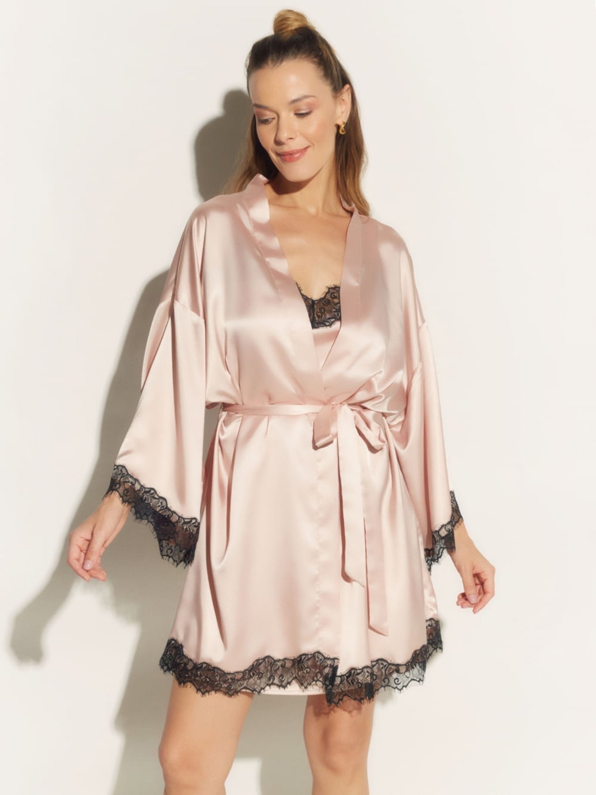 Imagem principal Robe Manga Curta Cetim Renda Angelina Nude Loungerie incolor nude