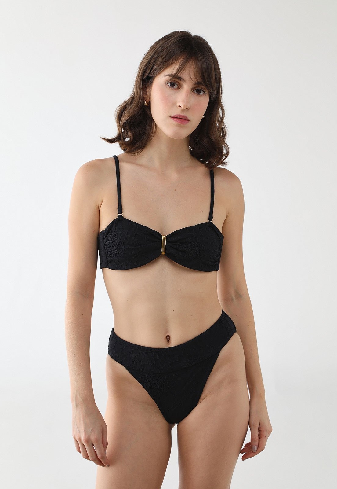 Imagem principal Conjunto Biquíni Feminino FARM Pala Textura Flor FARM preto