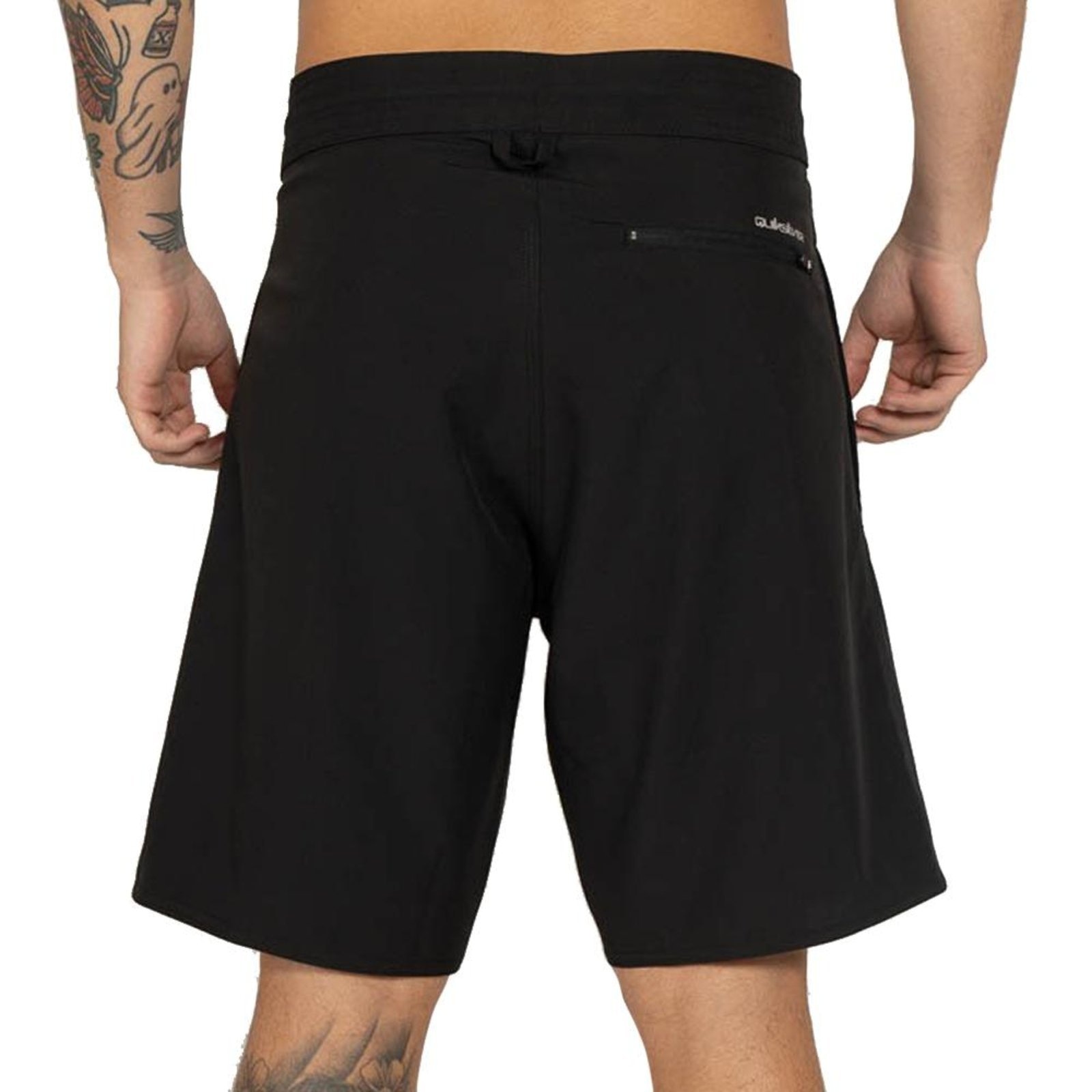 Imagem principal Bermuda Quiksilver Street Trunk Solid 20 SM26 Quiksilver preto