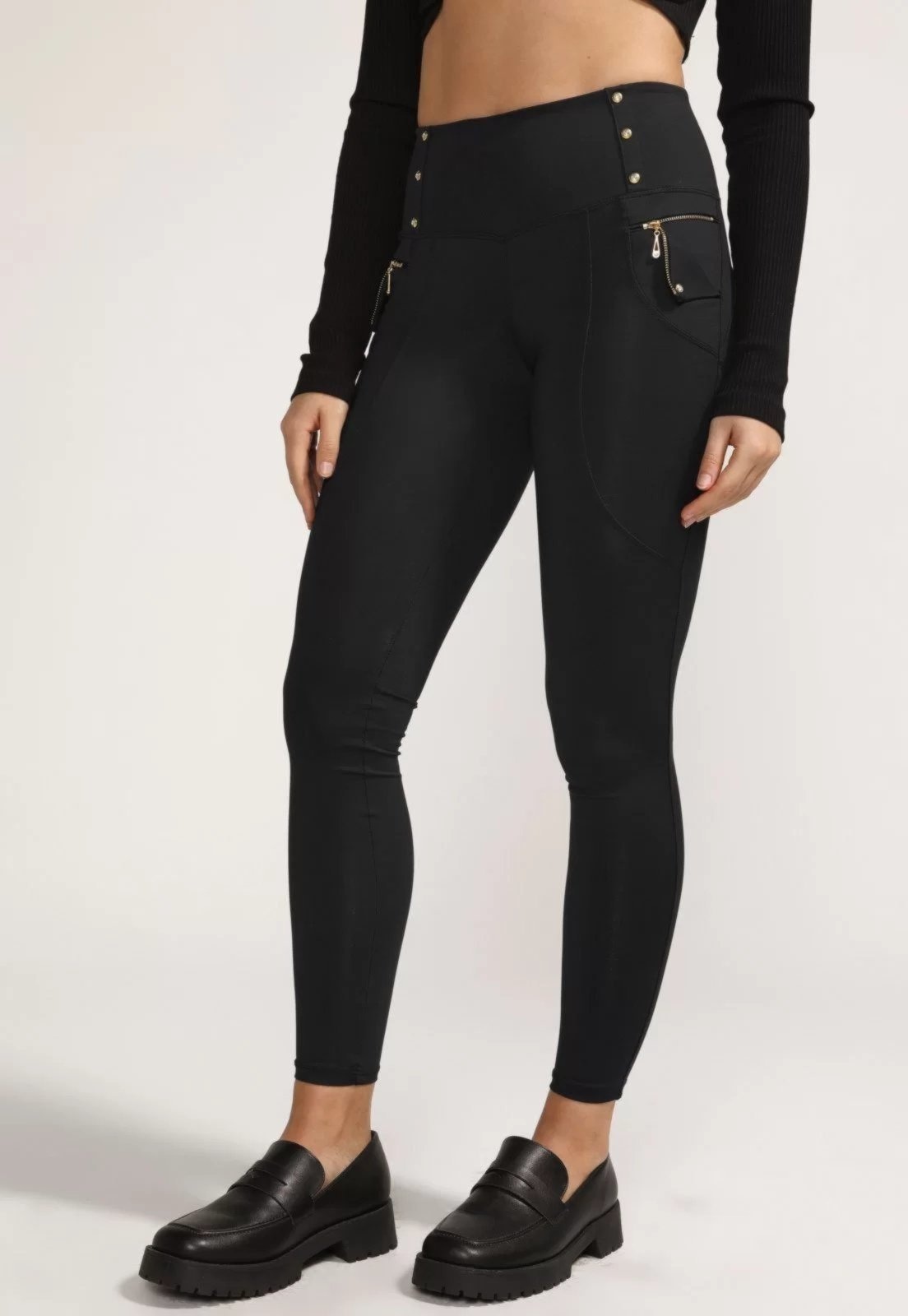 Imagem principal Calça D Bell Outlet Fashion Montaria Lipo Zíper na Barra Preta D BELL OUTLET FASHION preto