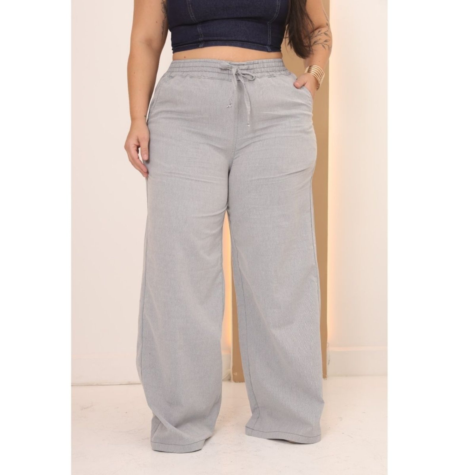 Imagem principal Calça Pantalona Alleppo Jeans Plus Size Jasmine com Elástico na Cintura Alleppo Jeans cinza