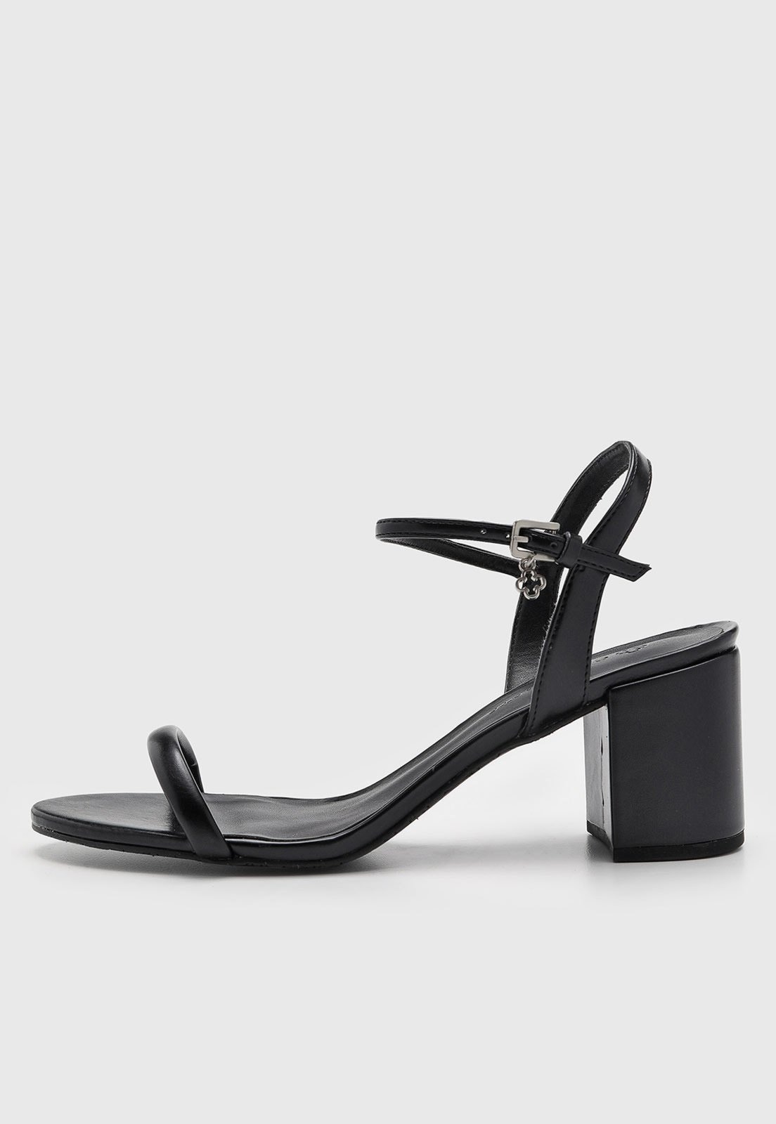 Imagem principal Sandália Feminina Capodarte Salto Bloco Preta Capodarte preto