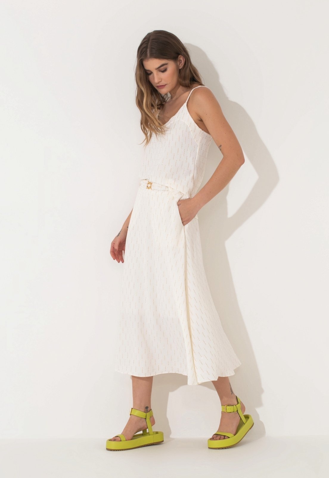 Imagem principal Saia Evasê Traymon Midi Com Cinto Off White Traymon off-white white