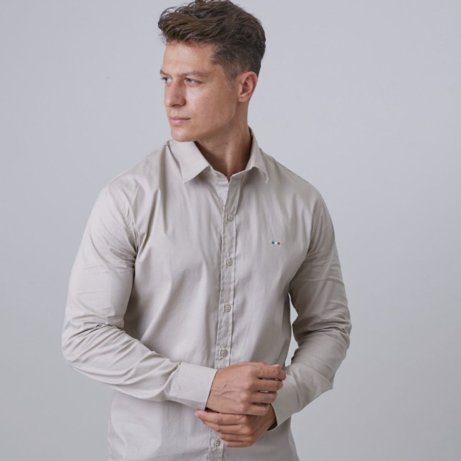 Imagem principal Camisa Social Masculina Industrie Marinho Premium Slim Fit Manga Longa Industrie bege