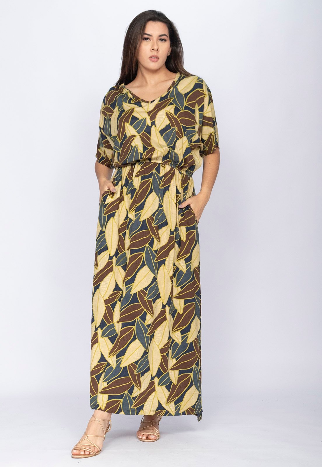 Imagem principal Vestido CabanaFree Longo Plus Malha Estampa Folhas de Outono Cabanafree estampado