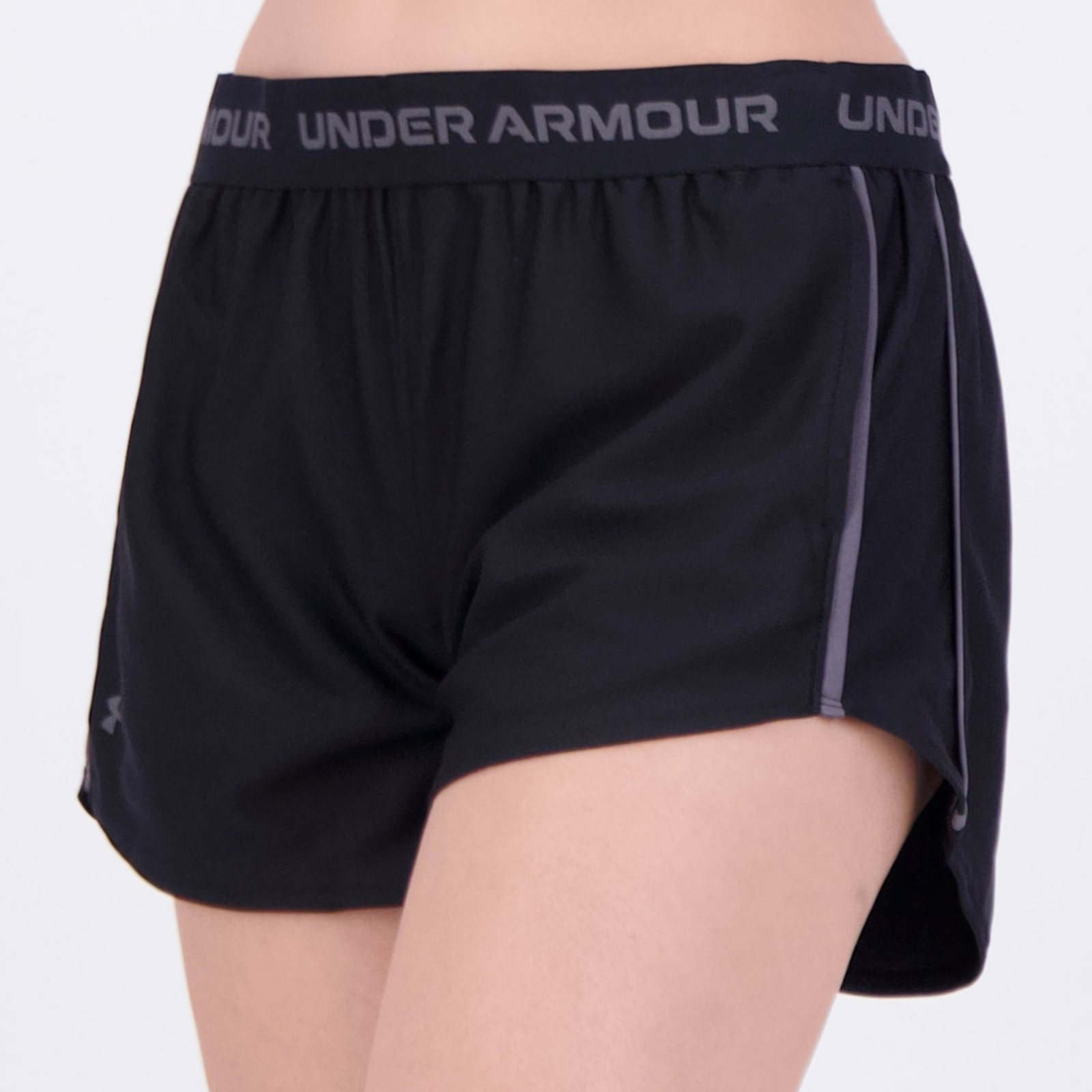 Imagem principal Shorts Under Armour Tech Play Up Sports Feminino Under Armour preto