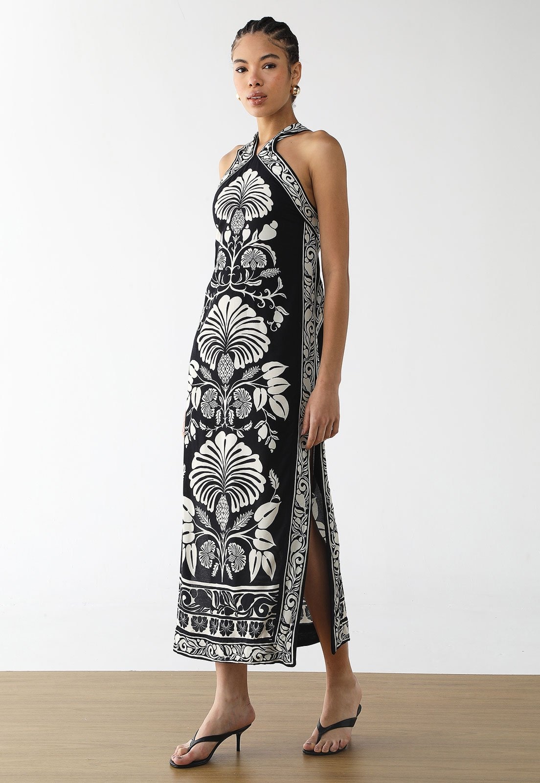 Imagem principal Vestido Feminino Farm Midi Estampa Floral FARM preto