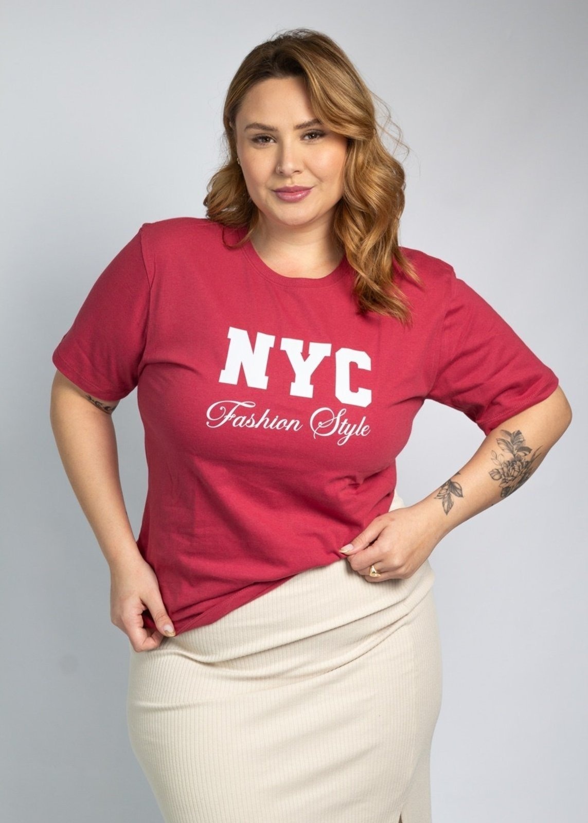 Imagem principal T-shirt Feminina Cianitas Cereja Estampa NYC Fashion Style Cianitas vermelho