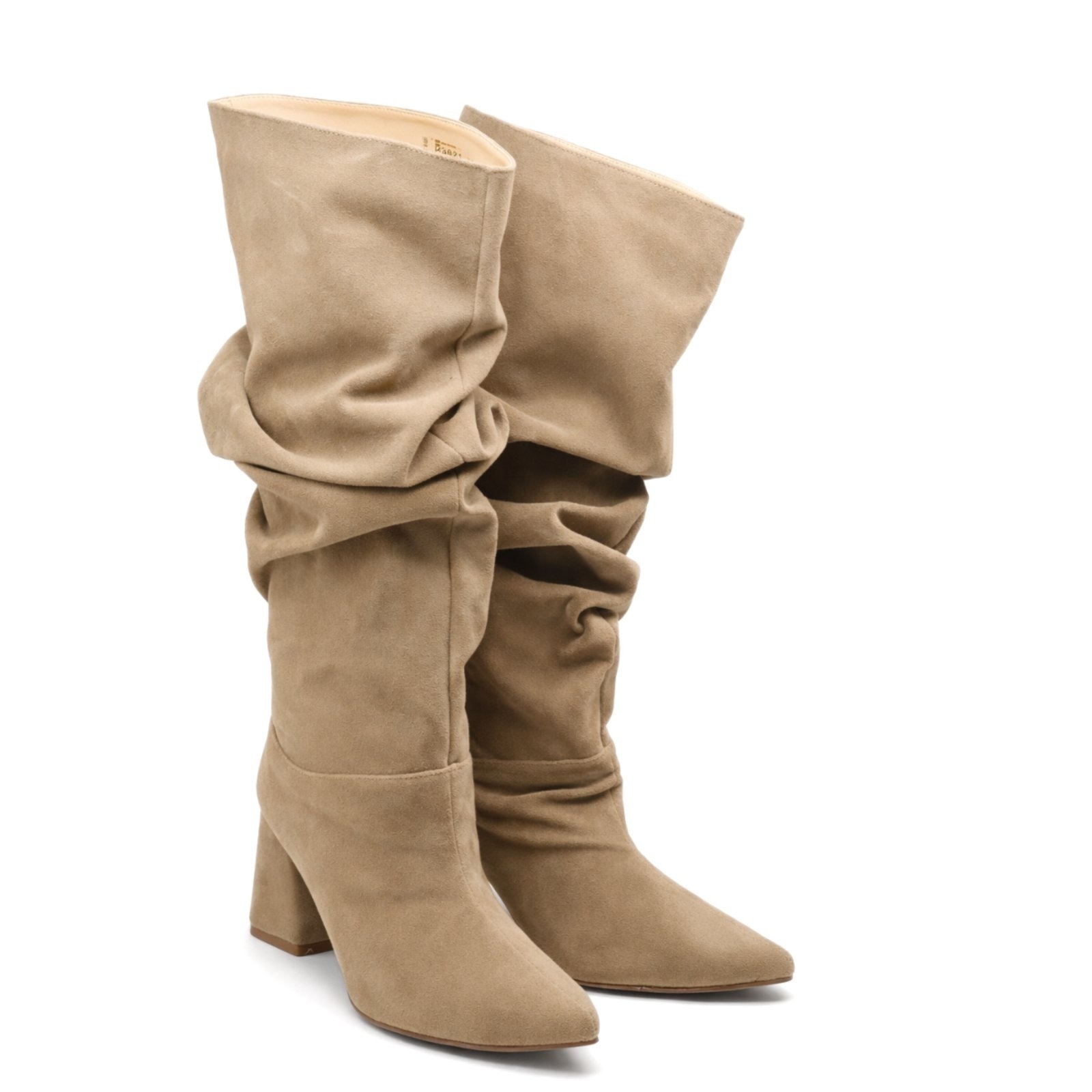 Imagem principal Bota Slouchy Cano Alto Salto Bloco Hannah Footwear 23021 Camurça Areia Hannah Footwear bege