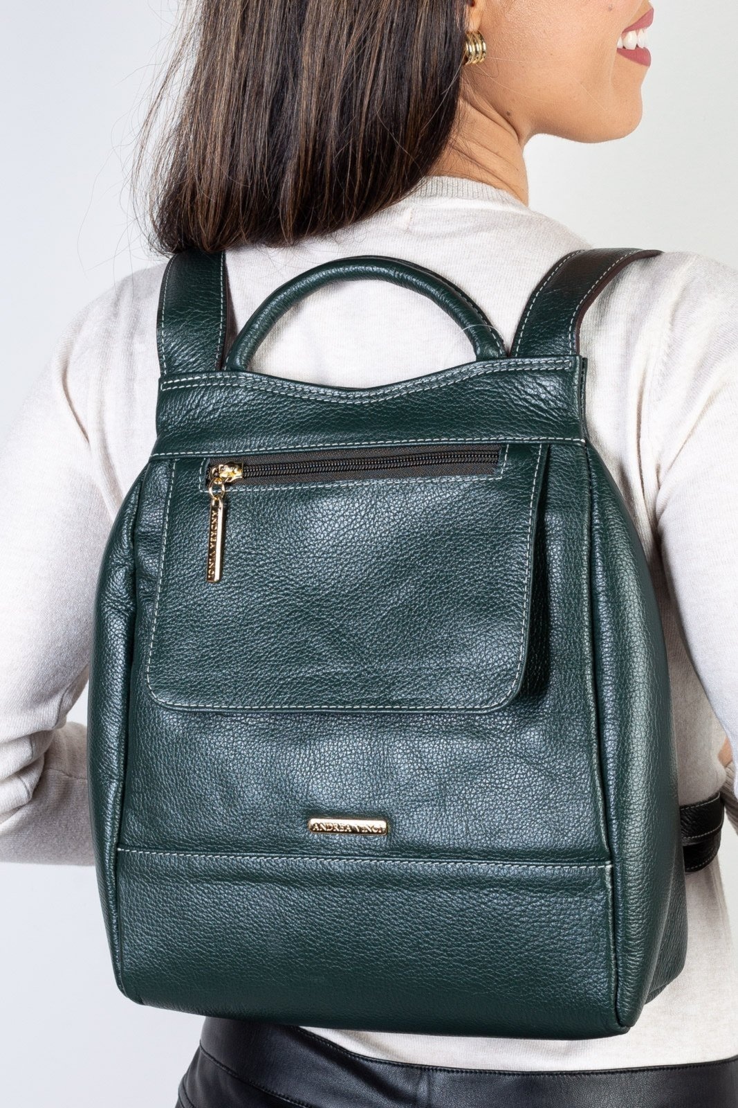 Imagem principal Mochila pequena antifurto couro liso Susan - Verde militar Andrea Vinci azul verde