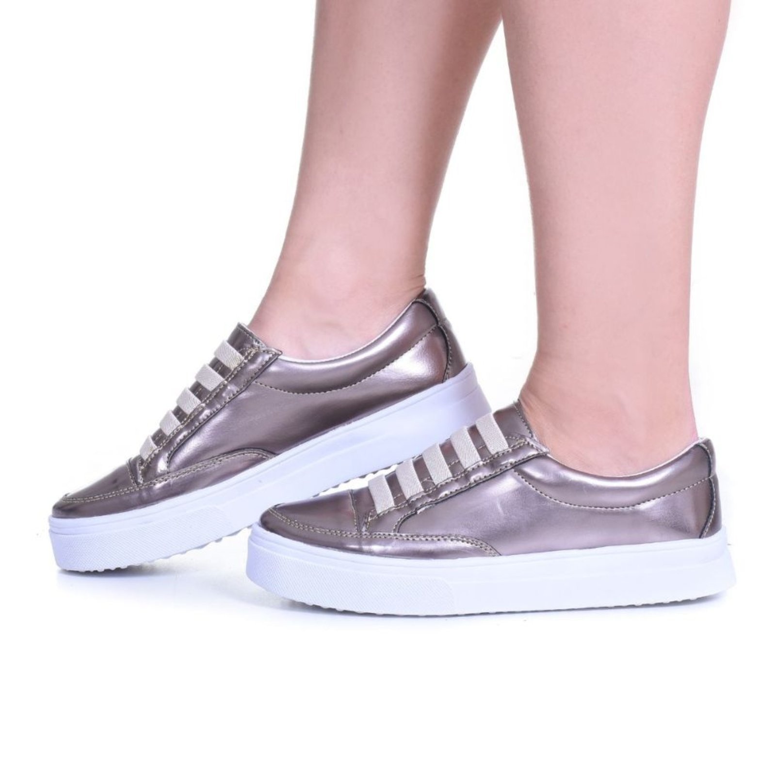 Imagem principal Tênis Feminino Casual Flatform Metalizado Prata Velha ROMEU E JULIETA SHOES prata velho