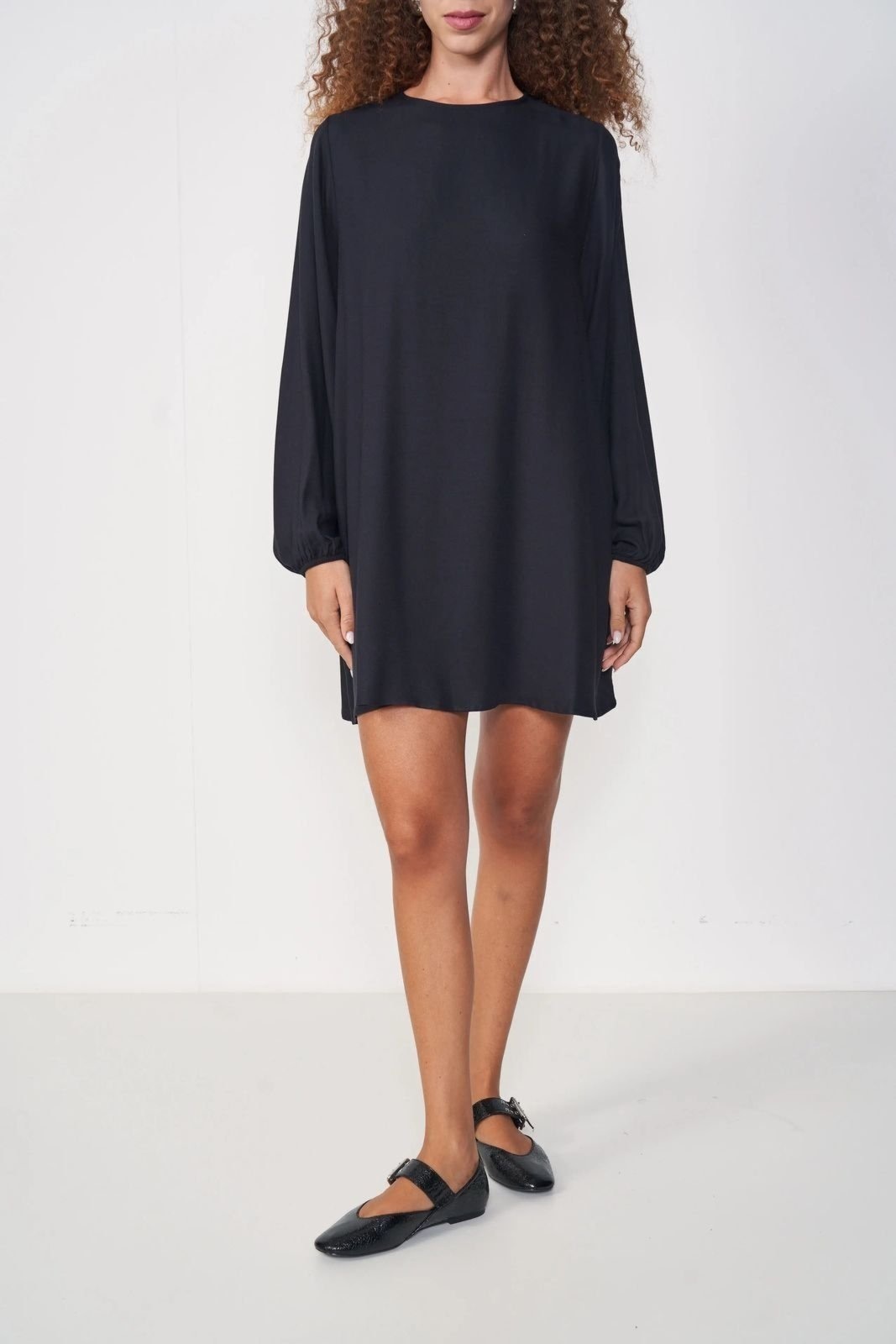 Imagem principal Vestido Trapézio Manga Longa Colcci CLC Colcci CLC preto