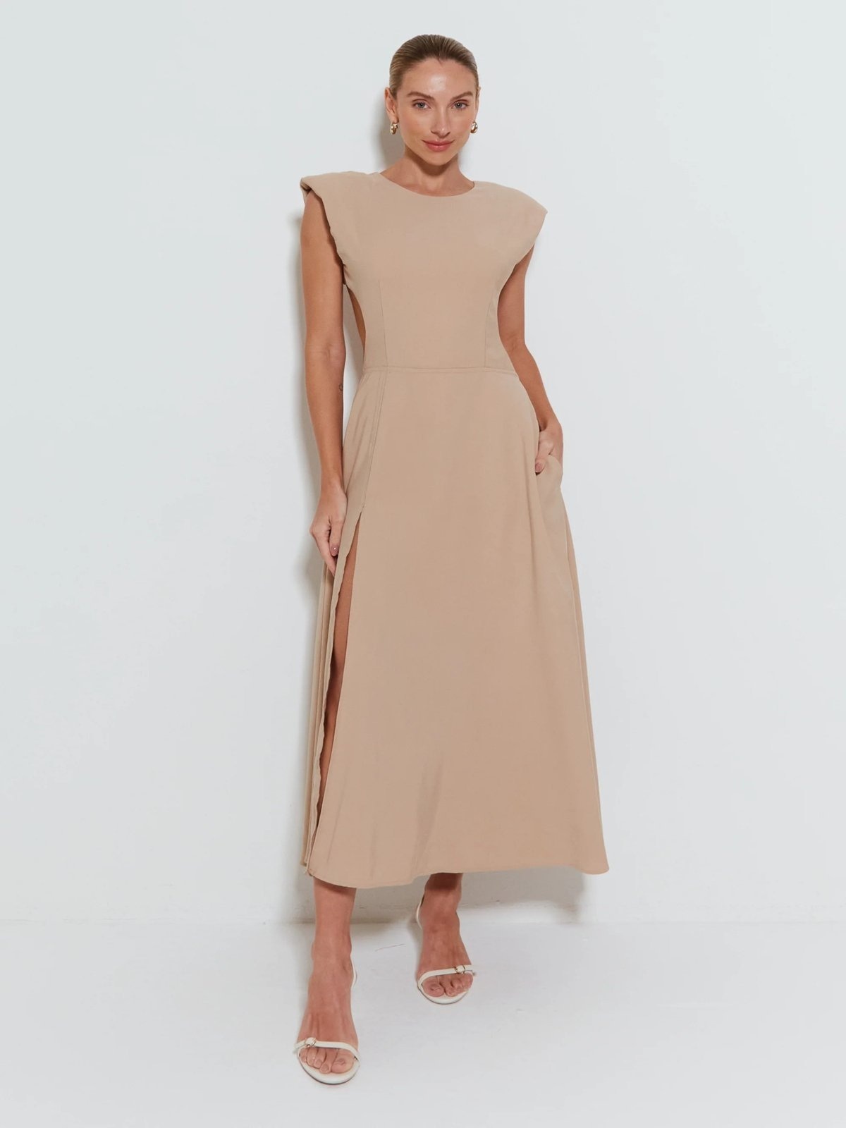 Imagem principal Vestido Midi Zen Com Ombreiras Caqui ZEN cáqui caqui