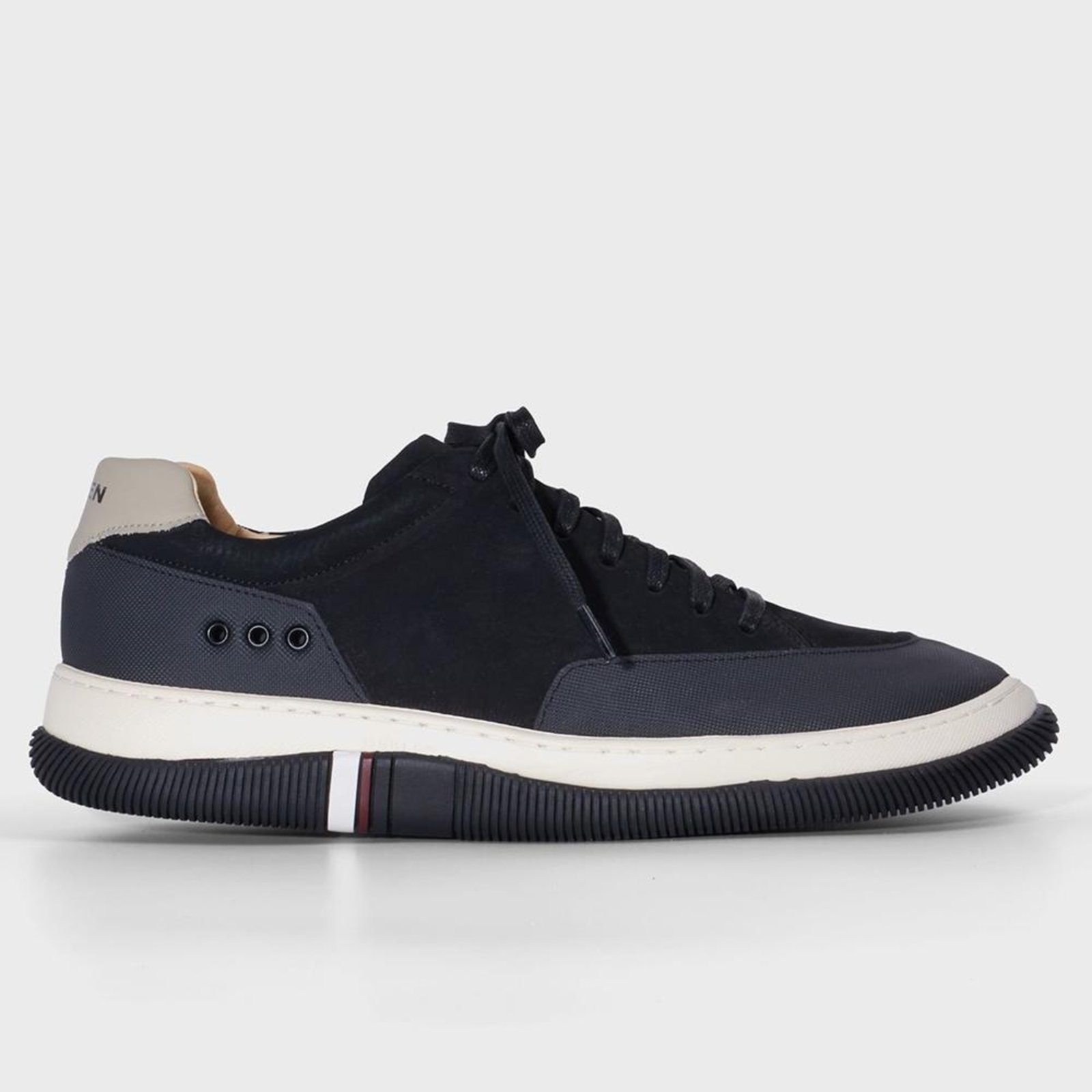 Imagem principal Tênis Osklen Hybrid Laces Nobuck /Eucalipto Osklen preto