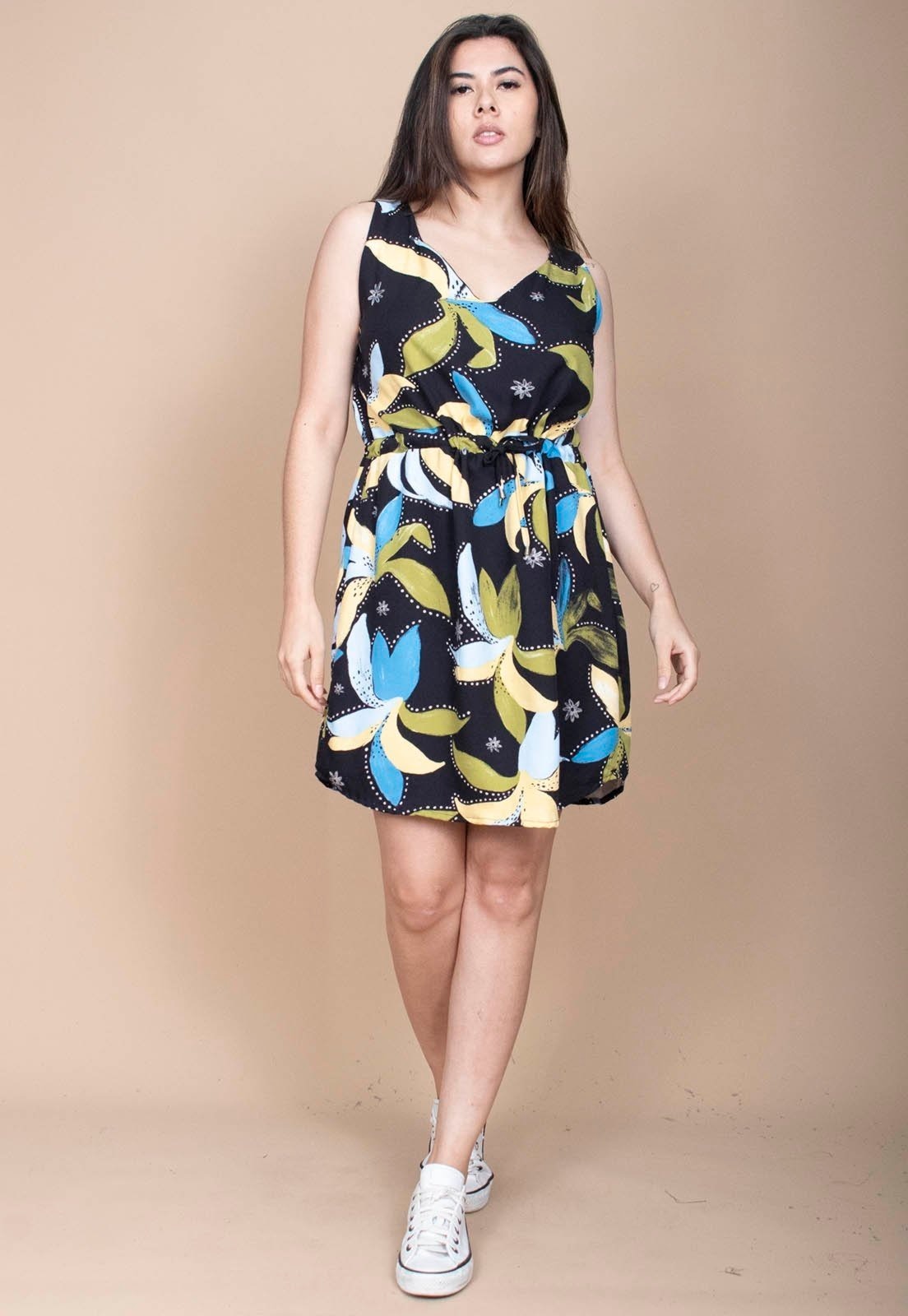 Imagem principal Vestido Cabanafree Plano Curto Estampa Jardim Noturno Cabanafree amarelo/azul/estampado/verde