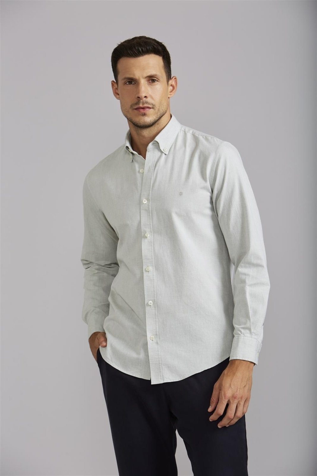 Imagem principal HIGHSTIL Camisa Lisa Oxford Slim Fit Claro HIGHSTIL verde